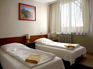 Отель Hotel Turystyczny Белосток Двухместный номер с 2 отдельными кроватями-5